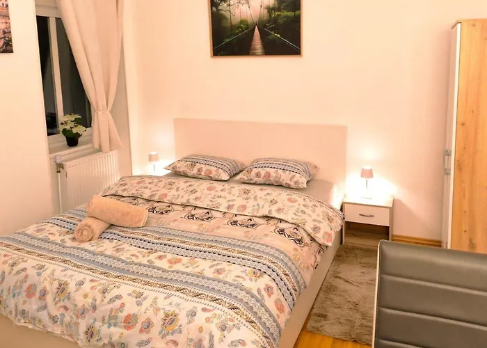 Cozy And Lovely Private - 15 Min To Centre *
