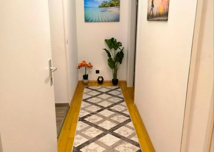 Cozy And Lovely Private - 15 Min To Centre *